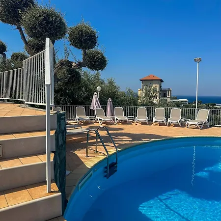 Villaggio Lubrense Hotel