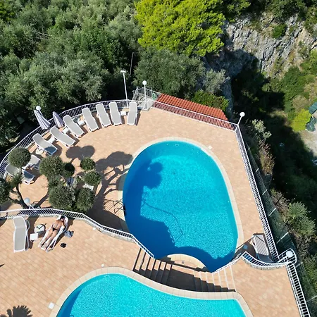 Villaggio Lubrense 3* Massa Lubrense