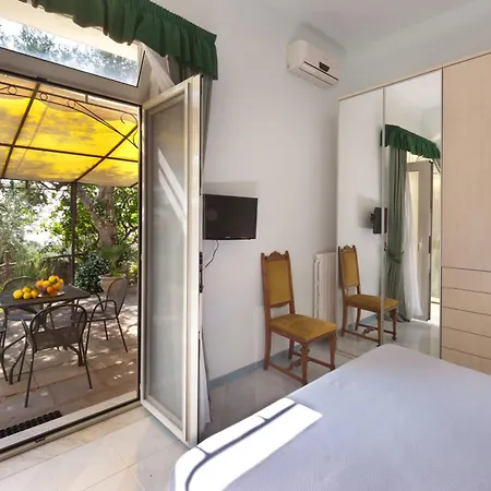 Villaggio Lubrense 3*